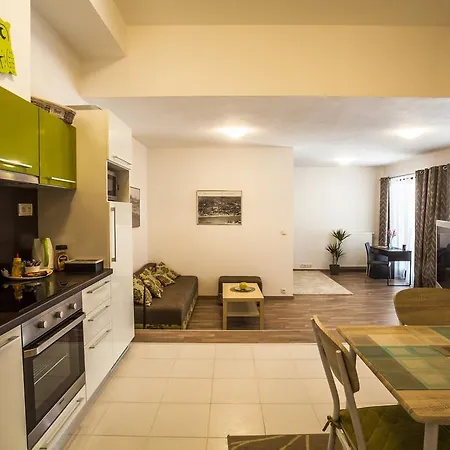 Apartamento In Bastova